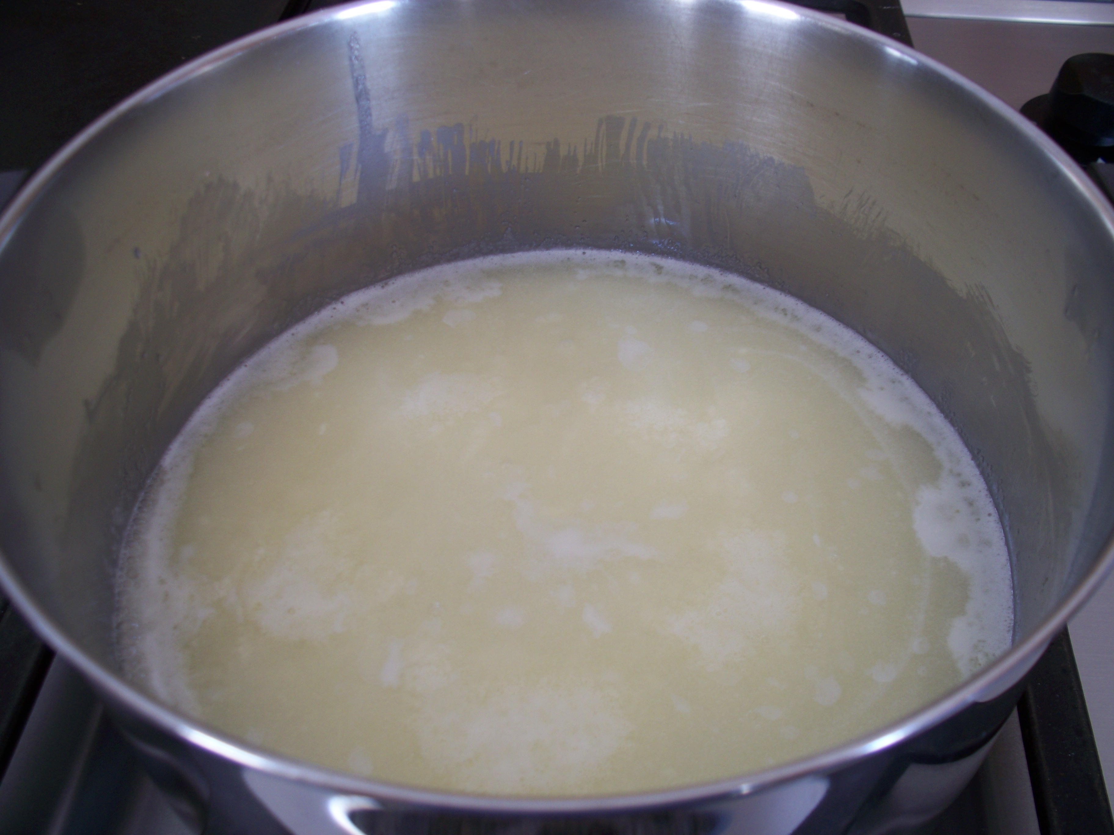Cooking Sugar & Milk for Opera Cream Candy