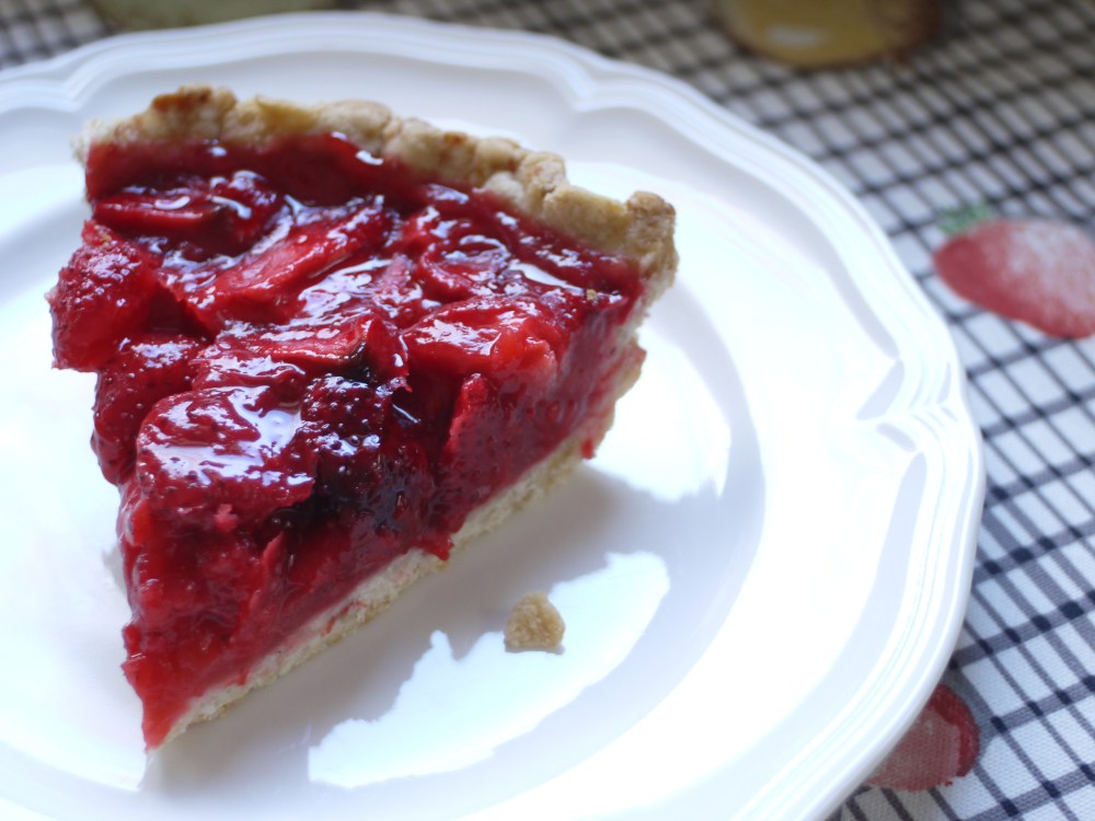 strawberry pie slice